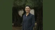 Dr. Robert Y Chiang DDS